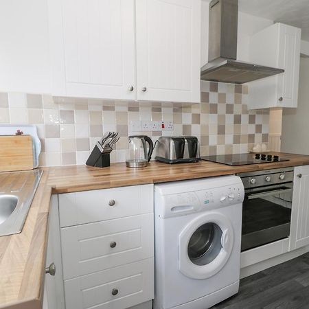 Halcyon Annexe Villa Моелфре Екстериор снимка